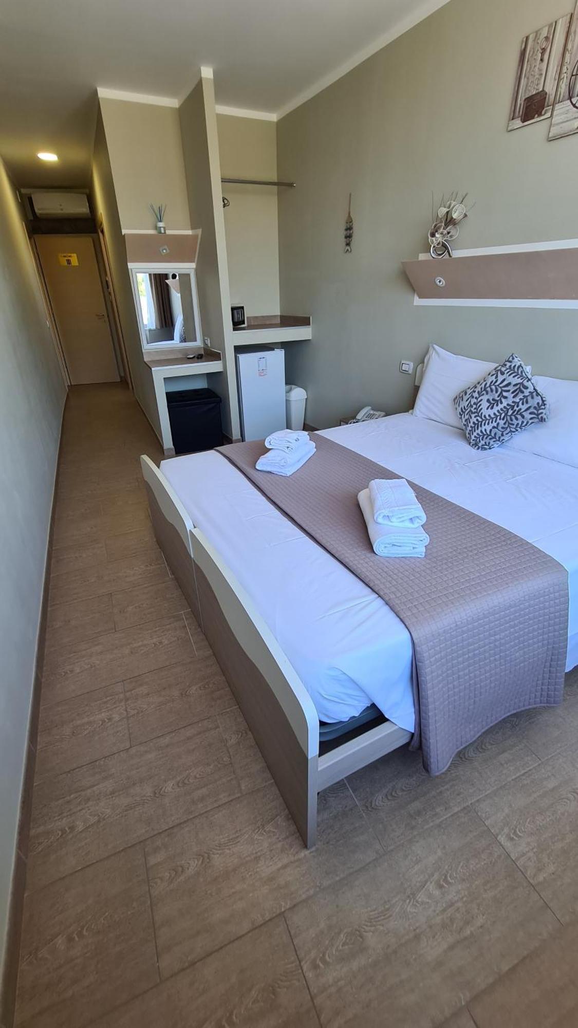 Hotel Atico 3*